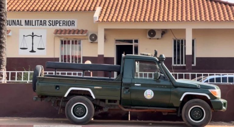 Cerco militar em Bissau: Domingos Simões pereira ouvido sob forte aparato de segurança