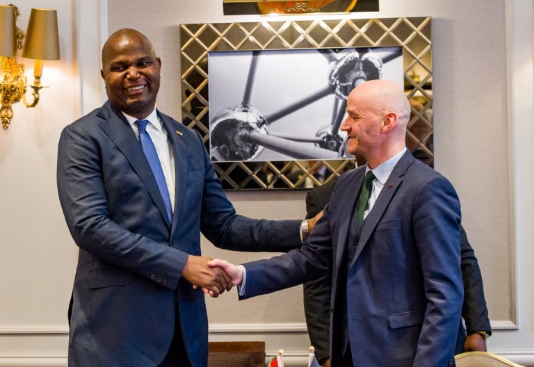 Chapo apresenta na Bélgica plano para transformar Moçambique em potência energética e logística da África Austral