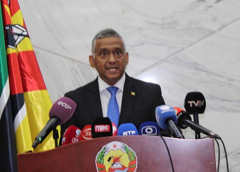 Combustíveis: Governo reconhece pressão, mas garante existência de reservas