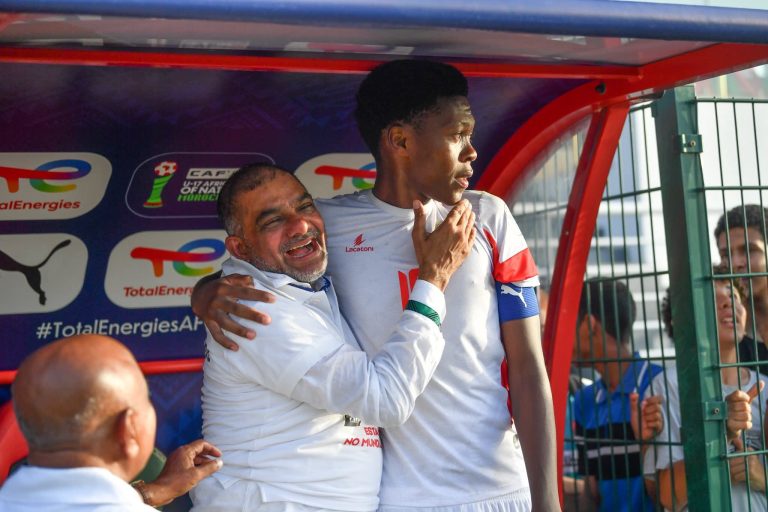 Vergonha Nacional: “Mambinhas” qualificam-se para o mundial, mas agora não tem dinheiro de transporte para regressar ao País