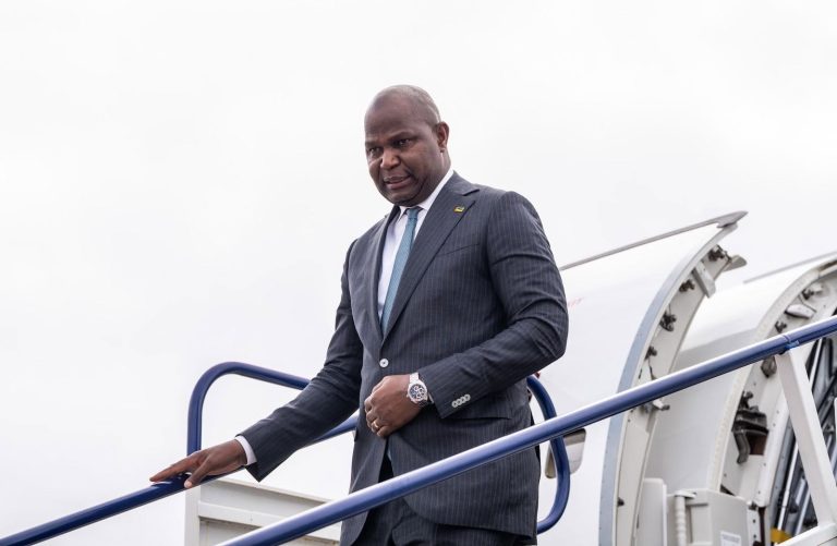 Chapo participa no fórum global do turismo em angola para atrair investimentos para Moçambique