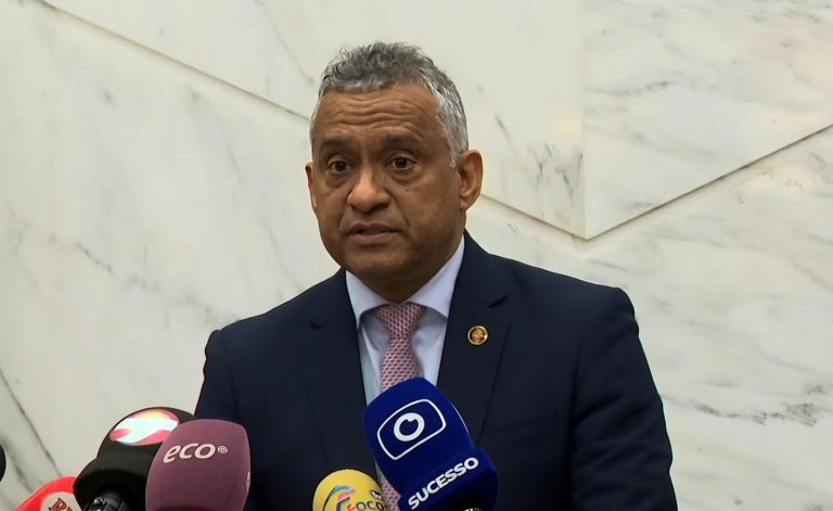 Filas nos postos não significam falta de combustível, esclarece Governo