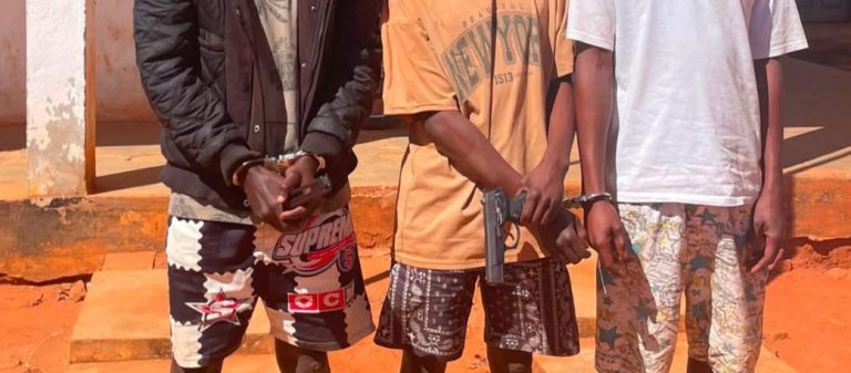 PRM aperta cinto para parar o corredor de crime: três suspeitos de assaltos à mão armada caem em alto Molócuè