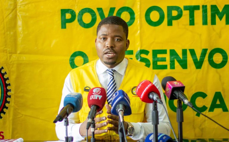 PODEMOS elogia recuo do PR Daniel Chapo na nomeação de Waldemar de Sousa e exige “idoneidade” no banco de Moçambique